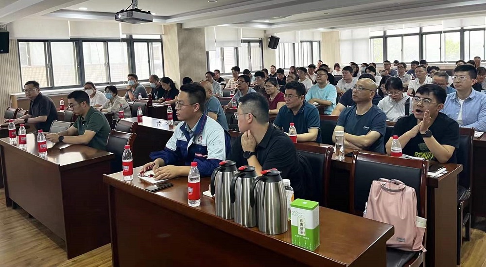 888�ڲ���-����Ϊ��,רҵЧ��